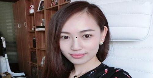 娱乐吃瓜女艺人进团,吃瓜女艺人华丽转身，加盟热门团体